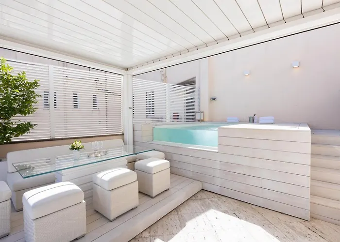Amazing Piazza Venezia With Jacuzzi And Terrace Apartamento *