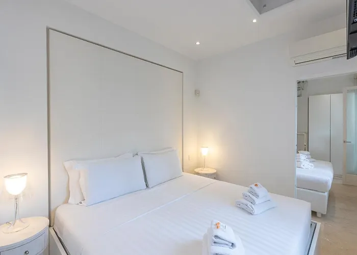 Amazing Piazza Venezia With Jacuzzi And Terrace Apartamento *