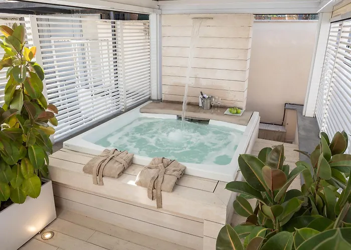 Amazing Piazza Venezia With Jacuzzi And Terrace